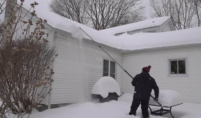 Winter Season Roofing Tips for Northeast Ohio Homes